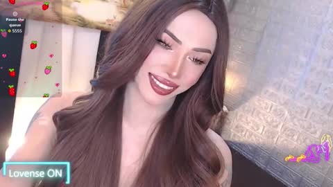 Snapshot of valentina_goddess_tsxxx chatting on 01-07-26, 05:43 Amanda online show from 01-07-26, 05:43