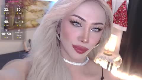 Snapshot of valentina_goddess_tsxxx chatting on 01-10-26, 11:12 Amanda online show from 01-10-26, 11:12