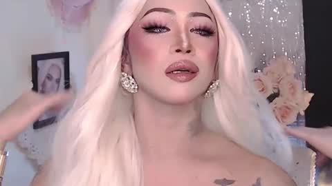 Snapshot of valentina_goddess_tsxxx chatting on 02-16-26, 03:46 Amanda online show from 02-16-26, 03:46