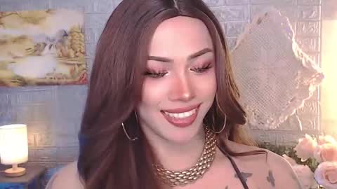 Snapshot of valentina_goddess_tsxxx chatting on 02-24-26, 10:13 Amanda online show from 02-24-26, 10:13