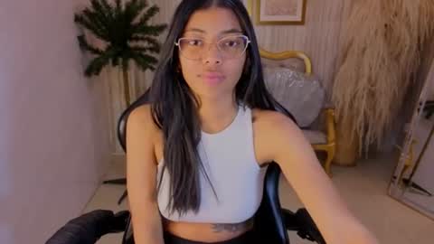 Snapshot of valentina_gomez_s chatting on 07-11-26, 12:52 Valentina online show from 07-11-26, 12:52
