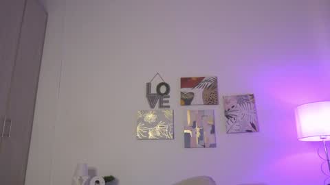 Snapshot of valentina_king18 chatting on 01-10-25, 08:59 VALENTINA online show from 01-10-25, 08:59