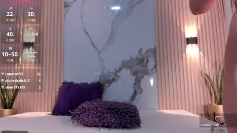 Snapshot of valentina_lux1 chatting on 03-01-25, 09:40 Valentina online show from 03-01-25, 09:40
