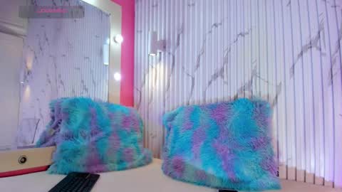 Valentina online show from 11-27-25, 07:05