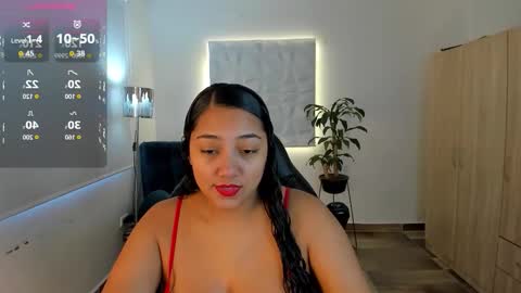 Valentina online show from 10-15-25, 02:06