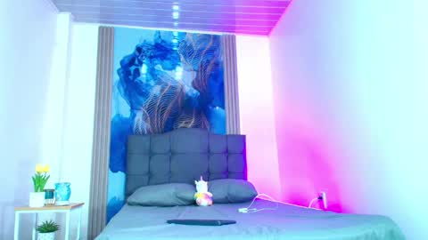 Snapshot of valentina_y_sneiderr chatting on 04-26-26, 03:26 valentina_y_sneiderr online show from 04-26-26, 03:26