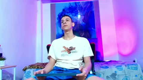 Snapshot of valentina_y_sneiderr chatting on 05-08-26, 11:21 valentina_y_sneiderr online show from 05-08-26, 11:21