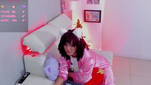 Snapshot of valentinacandy_69 chatting on 01-12-26, 06:35 valentina online show from 01-12-26, 06:35