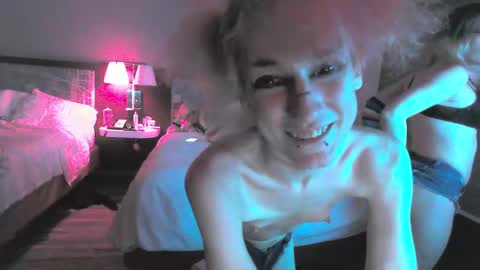 Tina Bates online show from 12-21-24, 09:23