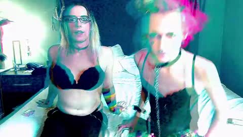 Tina Bates online show from 12-26-24, 02:16