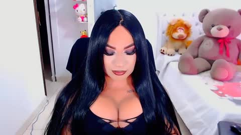 Snapshot of valentinaxqueen chatting on 01-12-25, 11:26 online show from 01-12-25, 11:26