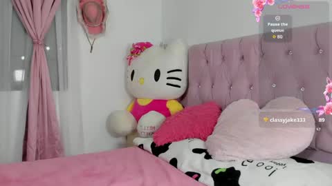 Valentine online show from 05-15-26, 11:34