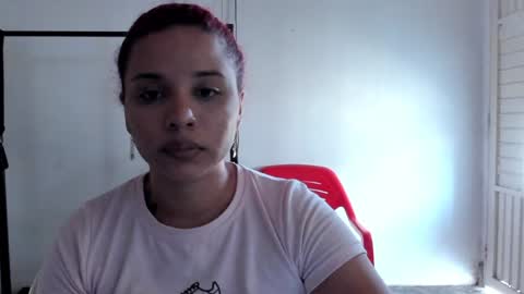 Danielle  Please help me to reach 300 thumbs up online show from 01-25-25, 06:46