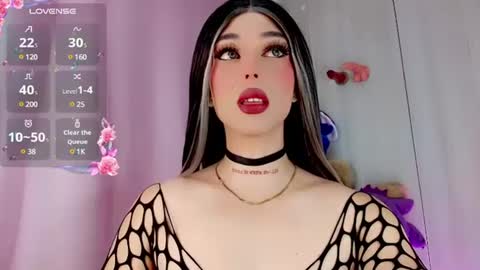 Snapshot of valentinne_marian chatting on 01-28-25, 06:49 Marian online show from 01-28-25, 06:49