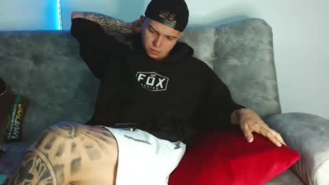 Snapshot of valentino_bel chatting on 12-03-25, 12:25 Nick online show from 12-03-25, 12:25