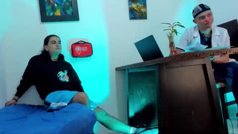 Snapshot of valentino_bel chatting on 12-18-25, 04:51 Nick online show from 12-18-25, 04:51