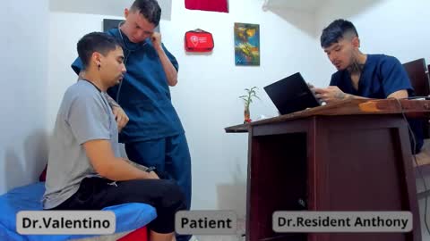 Snapshot of valentino_bel chatting on 01-16-26, 01:26 Nick online show from 01-16-26, 01:26