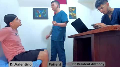 Snapshot of valentino_bel chatting on 02-02-26, 08:51 Nick online show from 02-02-26, 08:51