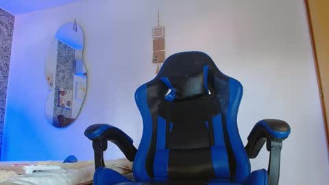 Mistery Guy online show from 12-02-25, 05:19