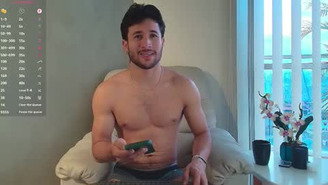 Valentino online show from 02-26-25, 11:04