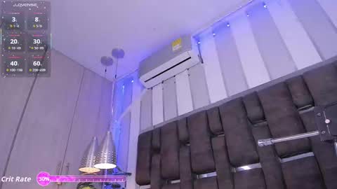 Snapshot of valentinomoreti chatting on 10-06-25, 02:36 Valentino online show from 10-06-25, 02:36