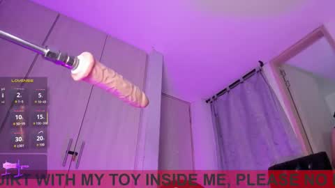 Snapshot of valentinomoreti chatting on 03-02-26, 05:41 Valentino online show from 03-02-26, 05:41