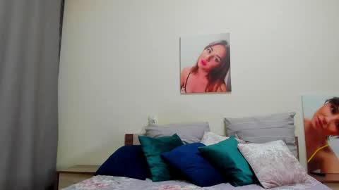 Kate online show from 05-18-26, 04:07