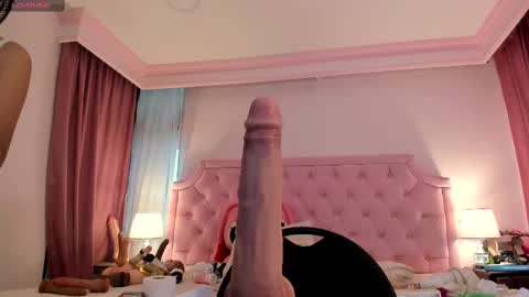 Vale Toro  online show from 02-17-25, 03:20