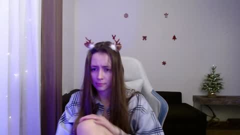 Valentina online show from 12-15-24, 04:15