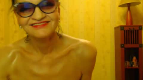 valentijm online show from 02-08-25, 09:46