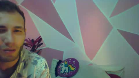 Snapshot of valeri_cove chatting on 01-22-25, 10:18 Valeri Cove online show from 01-22-25, 10:18