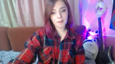 Snapshot of valeri_cove chatting on 09-27-25, 03:33 Valeri Cove online show from 09-27-25, 03:33
