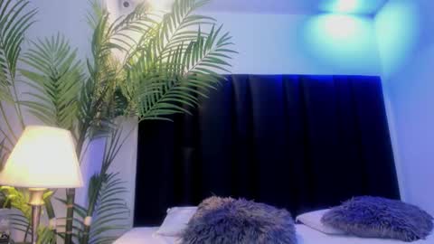 Snapshot of valeri_tafur chatting on 09-18-25, 11:01 valeri_tafur online show from 09-18-25, 11:01