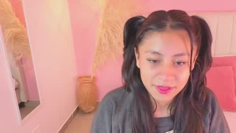 Valeria online show from 06-19-26, 11:14