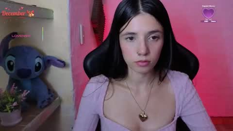 Snapshot of valeria_mendozza chatting on 12-18-25, 05:46 online show from 12-18-25, 05:46