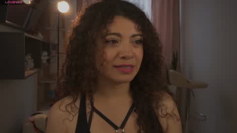 Snapshot of valeria_rosses chatting on 06-09-26, 08:53 Valeria online show from 06-09-26, 08:53