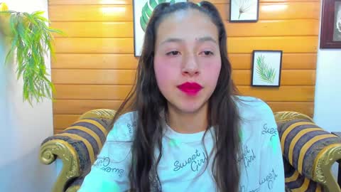 Snapshot of valeria_rossi7 chatting on 12-28-24, 08:36 Valeria online show from 12-28-24, 08:36