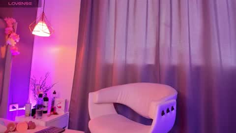 valeria_rouse28 online show from 11-15-25, 05:53