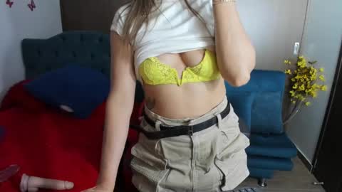 Valeria online show from 02-04-25, 11:06