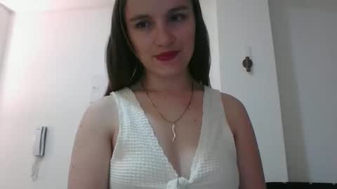 valeriafrannco online show from 12-14-25, 09:52