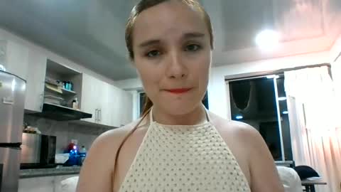valeriafrannco online show from 06-19-26, 04:17