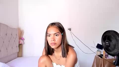 Snapshot of valeriah7 chatting on 02-27-26, 07:14 valen online show from 02-27-26, 07:14