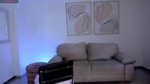 Snapshot of valeriarossii chatting on 01-09-26, 11:13 VALERIA ROSSI online show from 01-09-26, 11:13