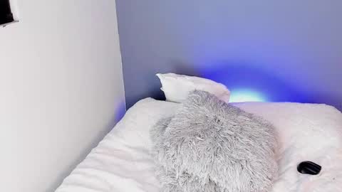 Snapshot of valeriaruiz_1 chatting on 02-25-25, 08:25 Valeria online show from 02-25-25, 08:25