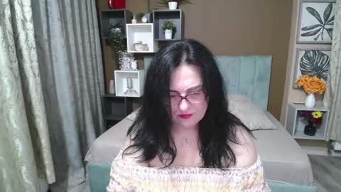 Snapshot of valeriasmiths chatting on 06-08-26, 05:52 valeriasmiths online show from 06-08-26, 05:52