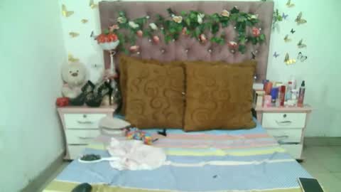 La valerie26 online show from 11-16-25, 01:28