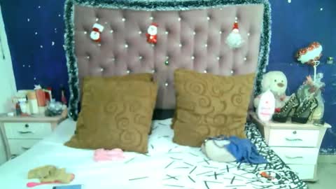 La valerie26 online show from 12-15-25, 12:20