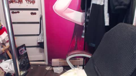 Snapshot of valeriaxkiss chatting on 12-07-24, 06:26 ValeriaXKiss online show from 12-07-24, 06:26