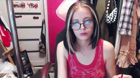 Snapshot of valeriaxkiss chatting on 01-08-25, 04:33 ValeriaXKiss online show from 01-08-25, 04:33