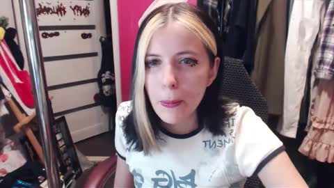 Snapshot of valeriaxkiss chatting on 02-22-25, 06:08 ValeriaXKiss online show from 02-22-25, 06:08